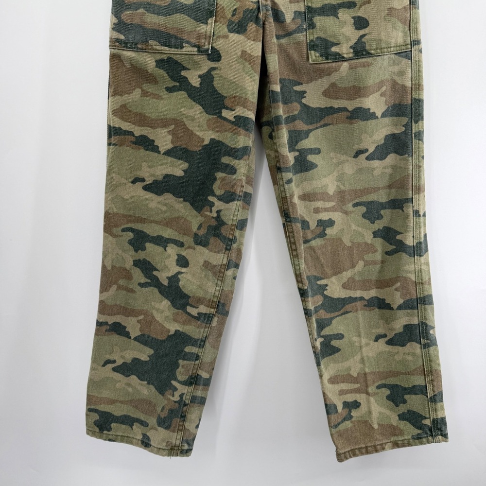 We The Free Remy Camo Crop Pants in Moss Green Size 25 - Picture 6 of 12
